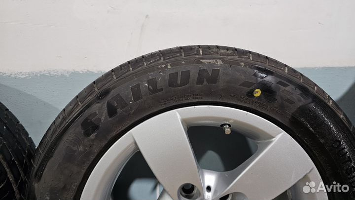 Aim-One E3/L3 225/55 R16