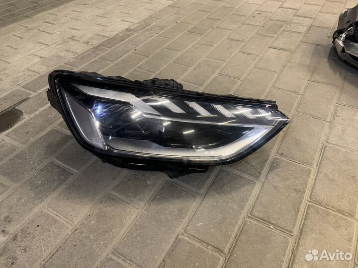 Фара правая audi a4 с дефектом 8w0941034d