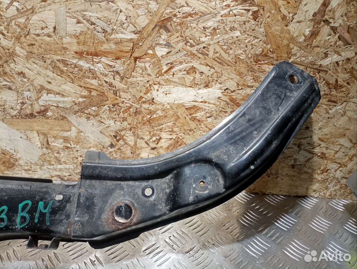 Верхняя планка передней панели Mazda III BM