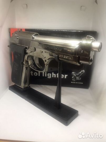 Зажигалка в виде пистолета Beretta M9