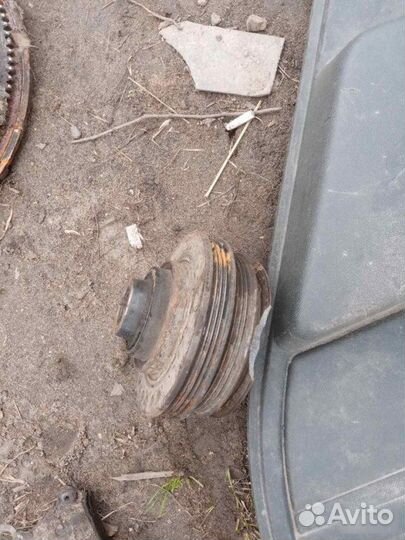 Шкив коленвала Opel Monterey A 1993