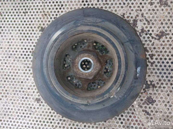 Шкив коленвала Volkswagen Touareg 3.2 AZZ