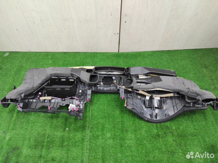 Панель передняя салона (торпедо) Lexus Nx200