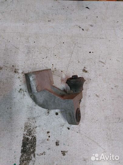 Кронштейн двигателя rover 75 18k4 1.8