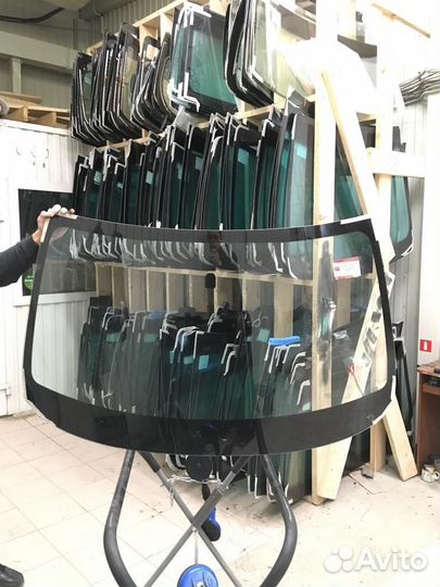 Лобовое стекло Субару Форестер Легаси Импреза