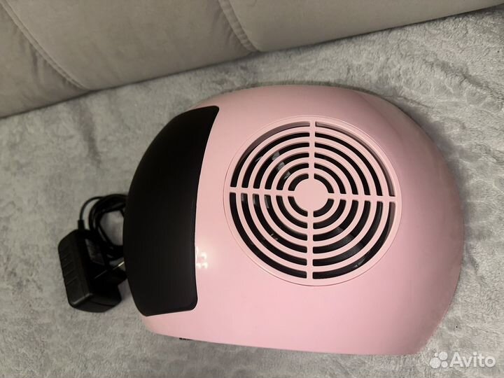 Пылесос для маникюра с подставкой