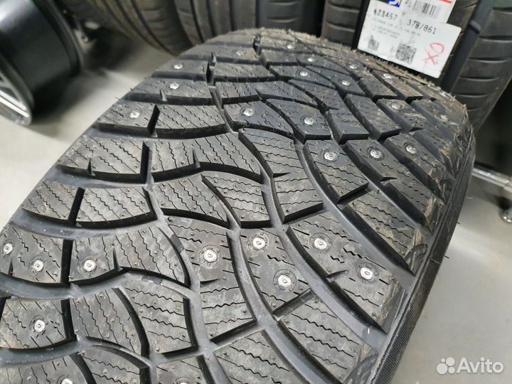 Dunlop SP Winter Ice 03 245/45 R19