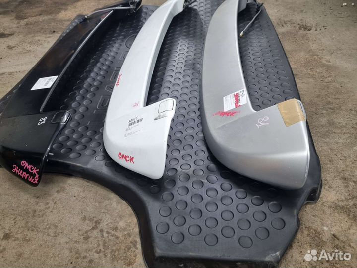 Спойлер на subaru forester sg5 s11