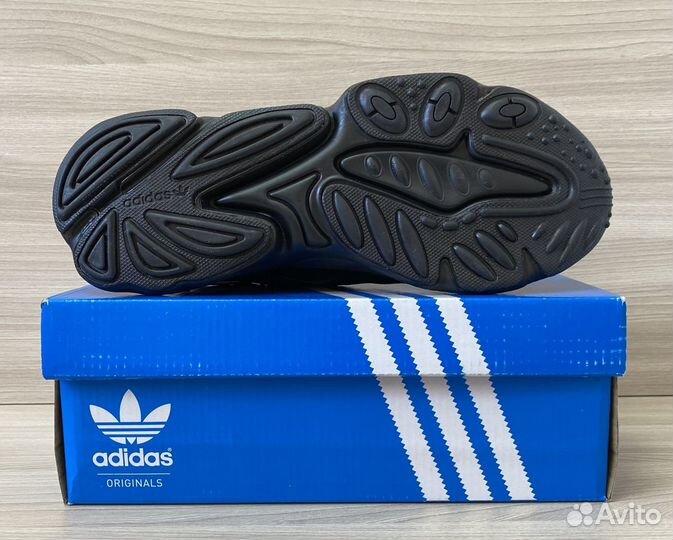 Кроссовки мужские Adidas Ozweego новые