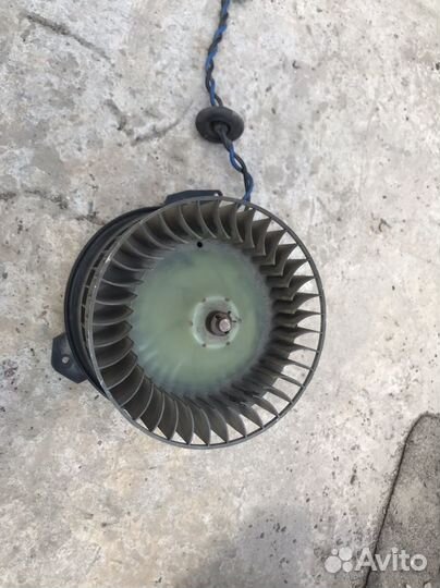 Моторчик печки jeep grand cherokee 4.0