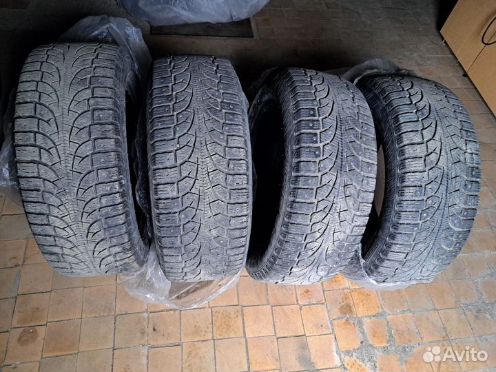 Parnelli Jones Dirt Grip 225/55 R17 27C