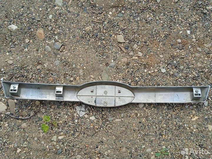 Ford Ranger 2010 Хром на решетку радиаторов