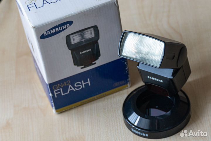 Вспышка Samsung NX SEF42A
