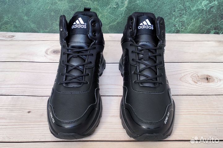 Кроссовки зимние