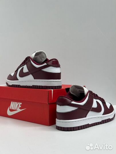 Кроссовки Nike dunk бордовые 2