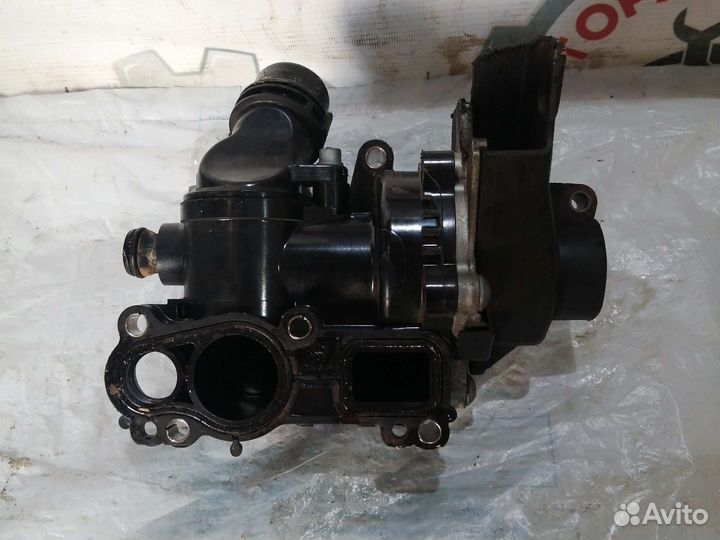 Помпа с термостатом Skoda Octavia A5, 1.8