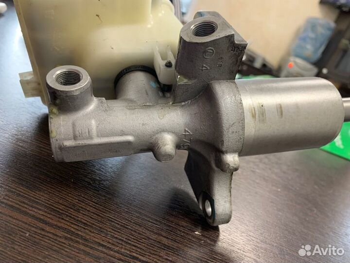 Главный тормозной цилиндр Bmw X6 E71 N54 2008