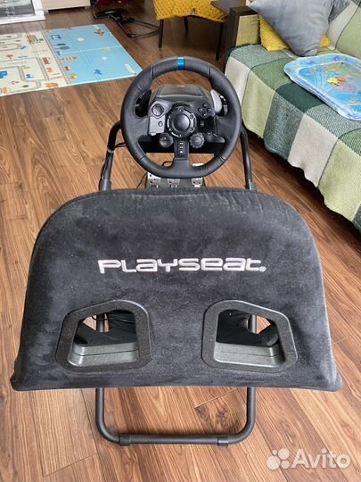 Playseat challenge + logitech g923 +shifter