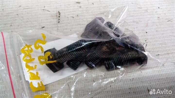 Болт маховика Opel Vectra B 95-99г