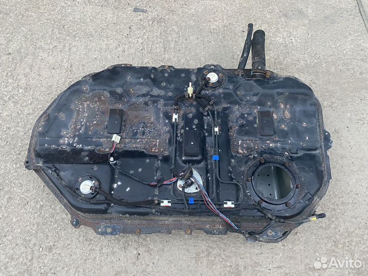 Бензобак Mitsubishi lancer 9