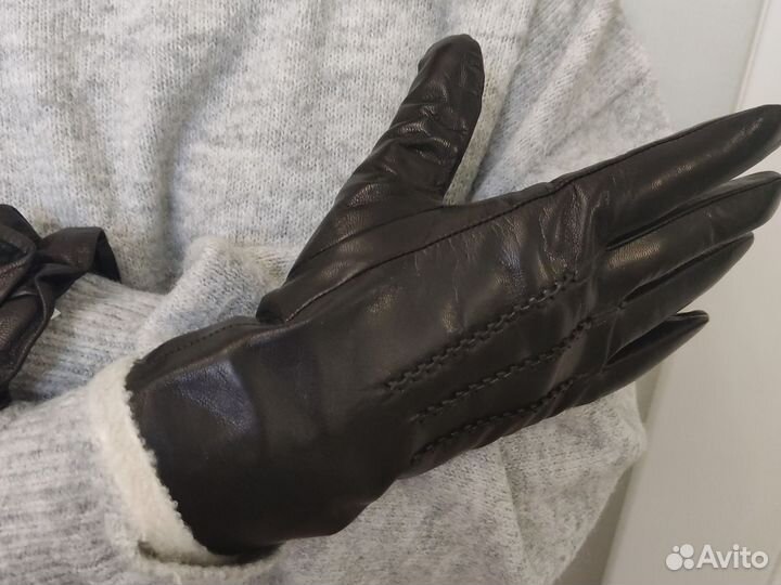 Перчатки женские кожаные новые