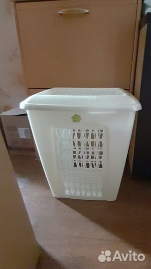 Большая корзина для белья