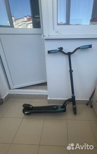 Электросамокат glober