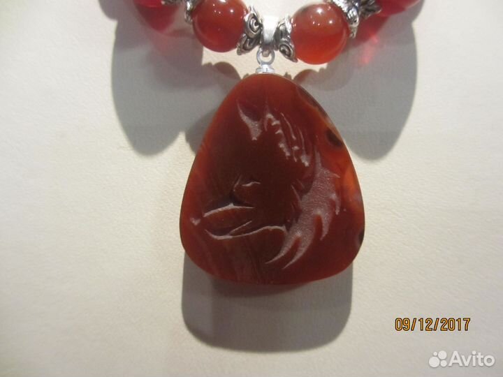 Сердоликовое колье