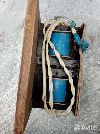 Автотрансформатор аос 0,3