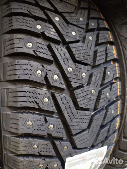 Hankook Winter I'Pike RS2 W429 215/50 R17