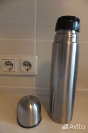 Термос из нержавейки новый в коробке
