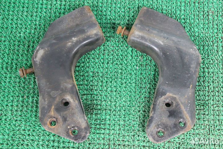 Крепления переднего бампера Chevrolet Tahoe GMT400