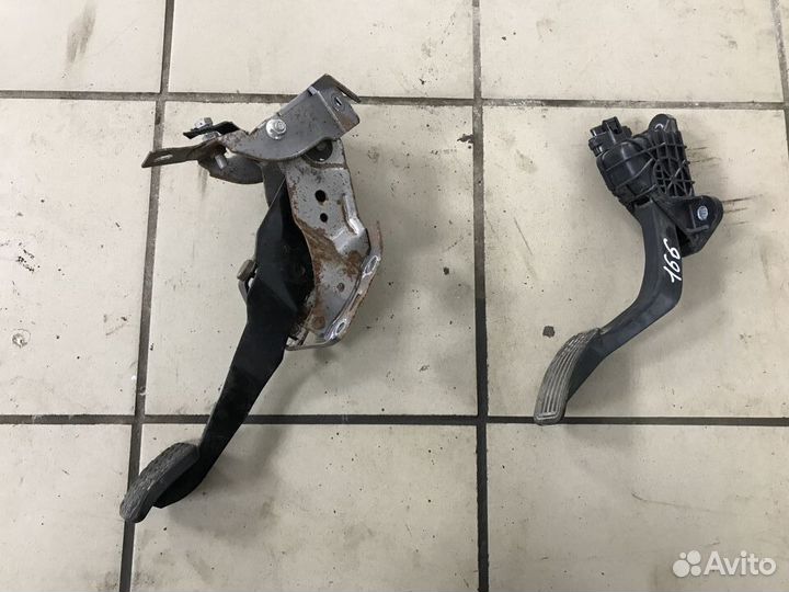 Педаль газа тормоза Mazda 6 GG