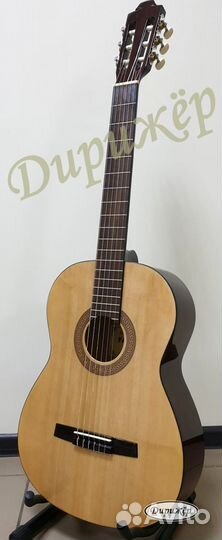 Гитара аналог Yamaha c40 идеально в муз школу
