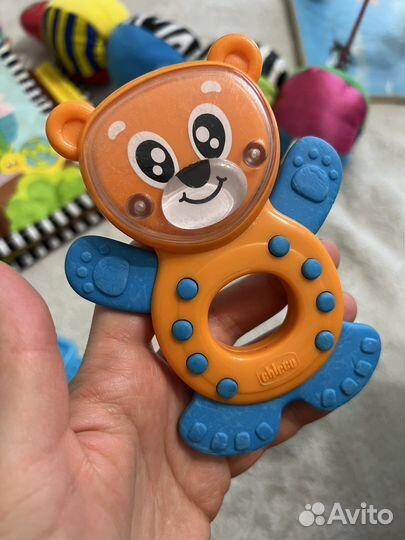 Развивающие игрушки пакетом