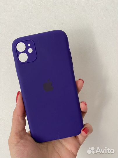 Чехол на iPhone 11