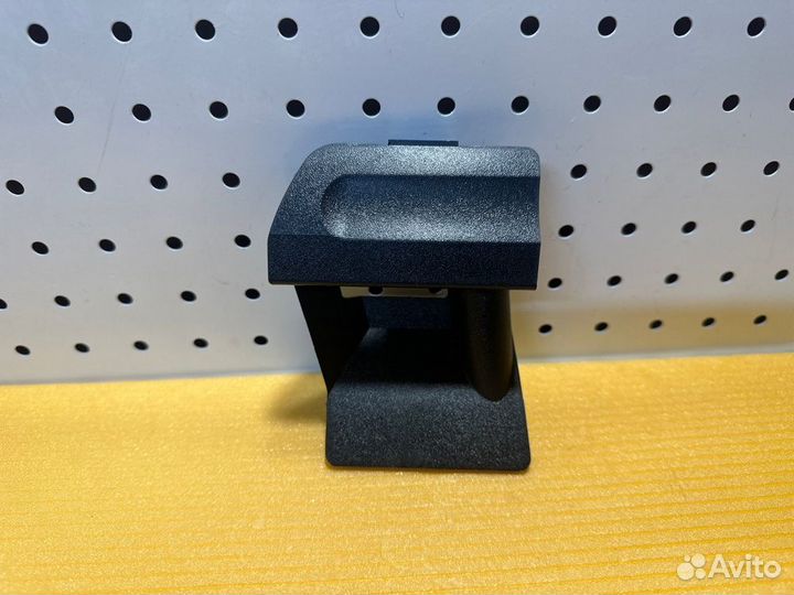 Заглушка решетки радиатора правая Daf Xf105