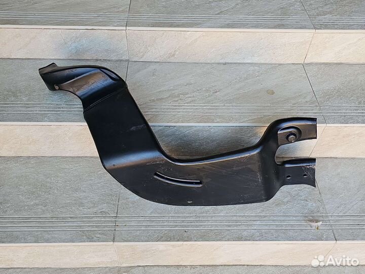 Воздуховод VW Passat B6 2005-2010 3C0819806