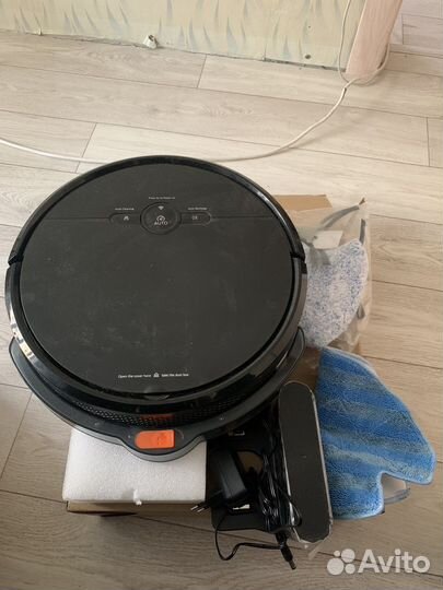 Робот пылесос новый