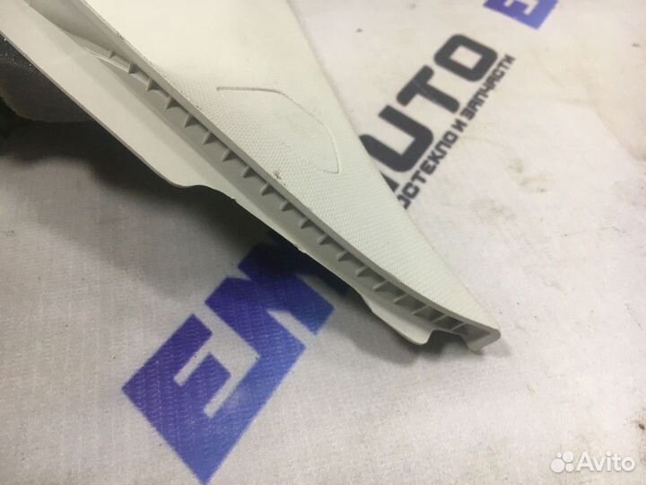 Обшивка стойки задней правой верхней Форд Фокус 3