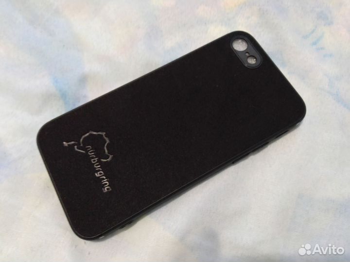 Чехлы на iPhone 7, 8