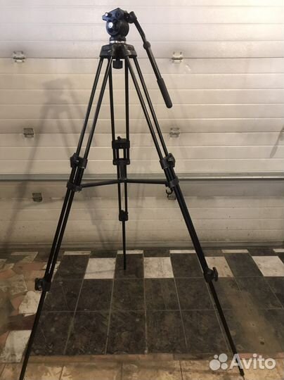 Штатив Weifeng WF-717