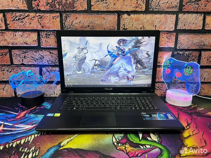 Мощный ноутбук Asus 17.3 i3 12GB озу 3GB видео SSD
