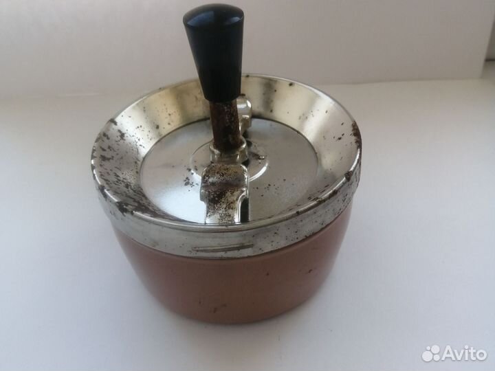 Пепельница бездымная, СССР, Вертушка