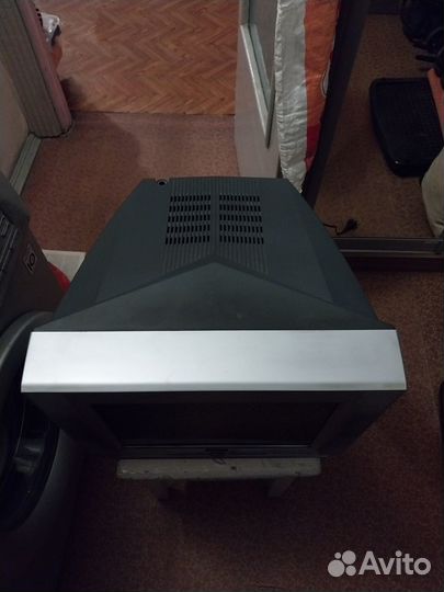 Телевизор Elenberg