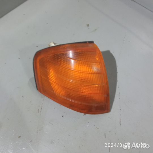 Указатель поворота mercedes w202