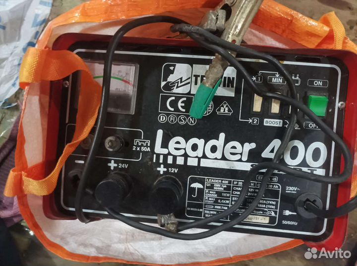 Пуско зарядное устройство leader 400