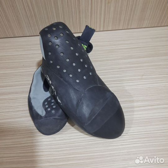 Скальные туфли Mamba