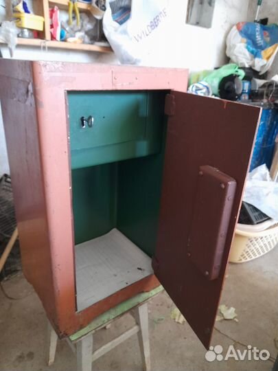 Сейф металлический бу