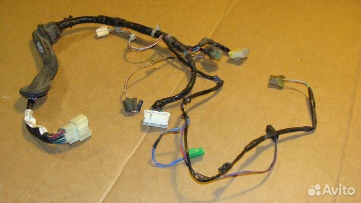 Проводка двери Subaru Forester S11 2002г